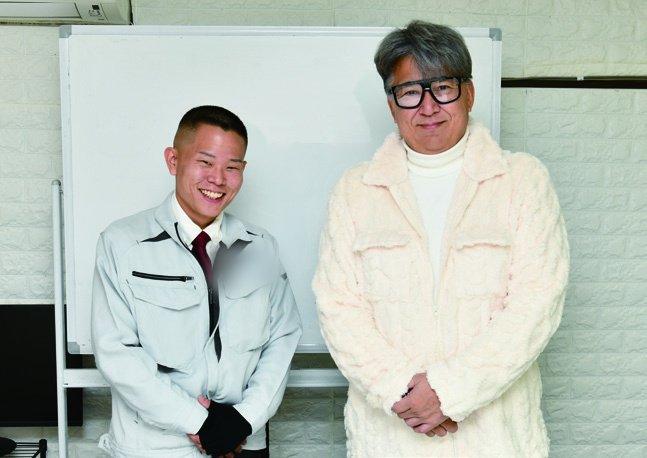 代表 大坂一樹とタレント 嶋大輔のツーショット